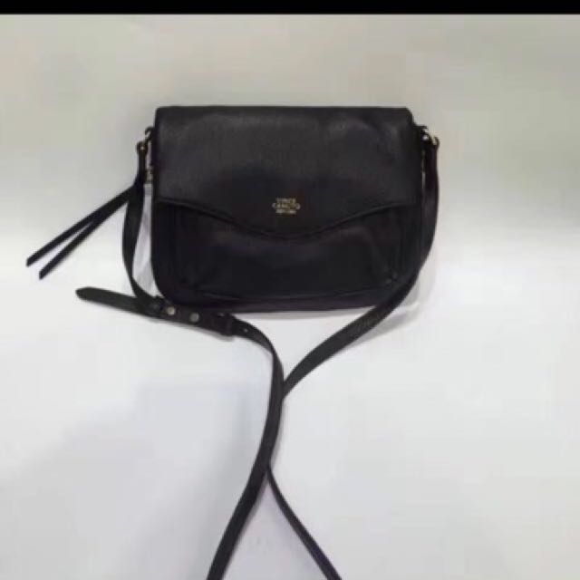 vince camuto black leather purse