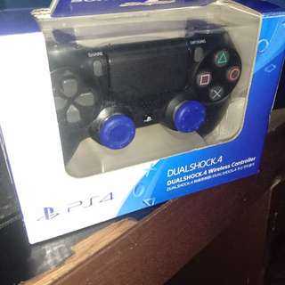 PS4 Controller