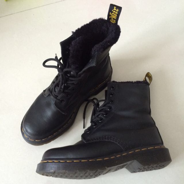black lace up boots uk