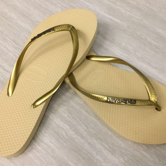 Gold new arrivals colour slippers