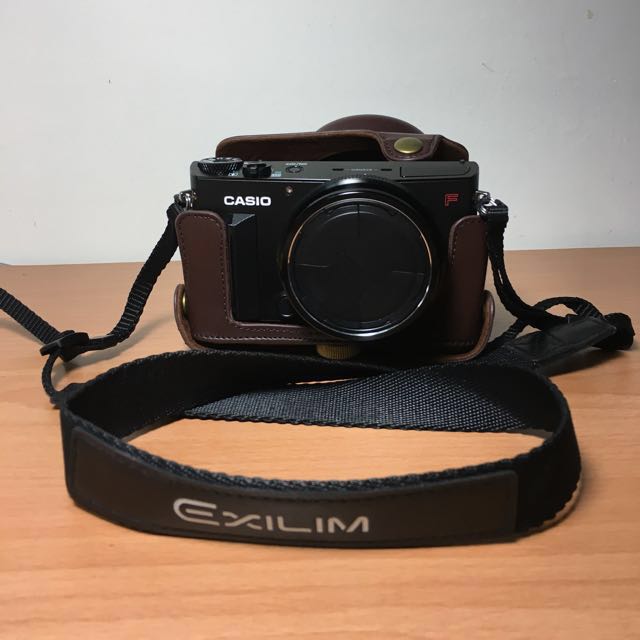 CASIO EX100F