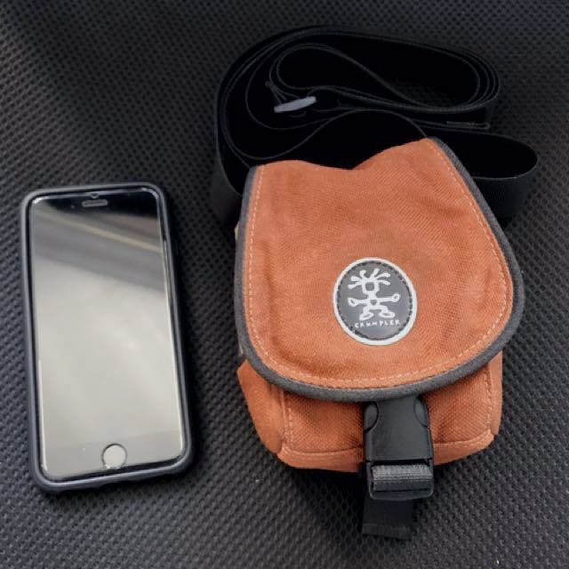 Crumpler Baby Soarer Pouch, Photography, Photography Accessories ...