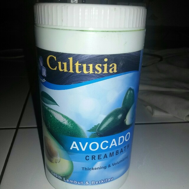 Creambath Masker Rambut Cultusia Ukuran 1kg Kesehatan Kecantikan Perawatan Rambut Di Carousell Cultusia creambath strawberry na18131000779 cream creambath mengandung ekstrak strawberry dultusiaan cream yang lembut,menjaga rambut lebih sehat. creambath masker rambut cultusia ukuran 1kg