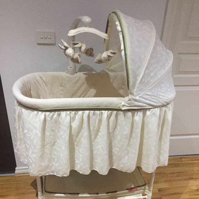 fisher price bassinet australia