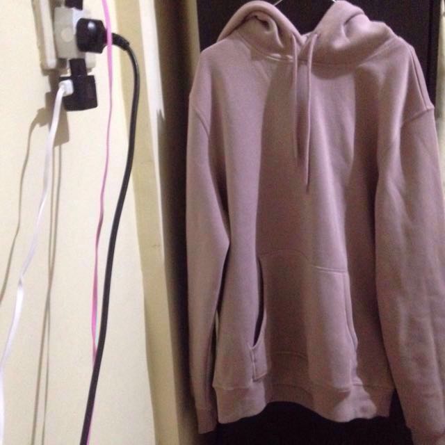 H M Pink Oversized Hoodie Fesyen Wanita Pakaian Wanita Di Carousell