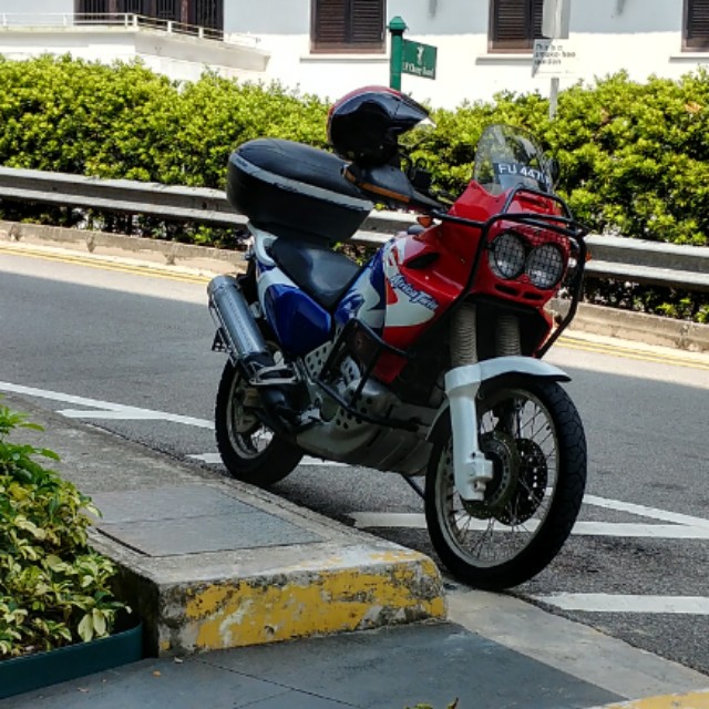 Honda XRV750 Africa Twin, Motorcycles, Motorcycles for Sale, Class 2 on ...
