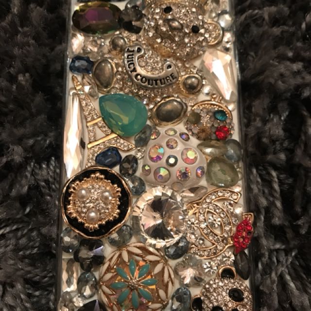 Juicy couture swarovski iphone 5 case (Category: iPhone 12 Series) located in Manila. Submitted by foxydivas (Listing ID 136736648, Image 1). Description: .