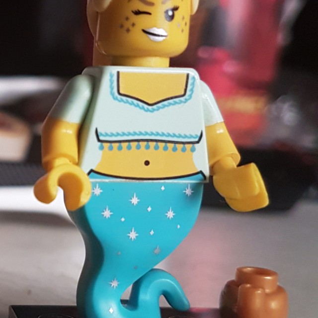 trade lego minifigures