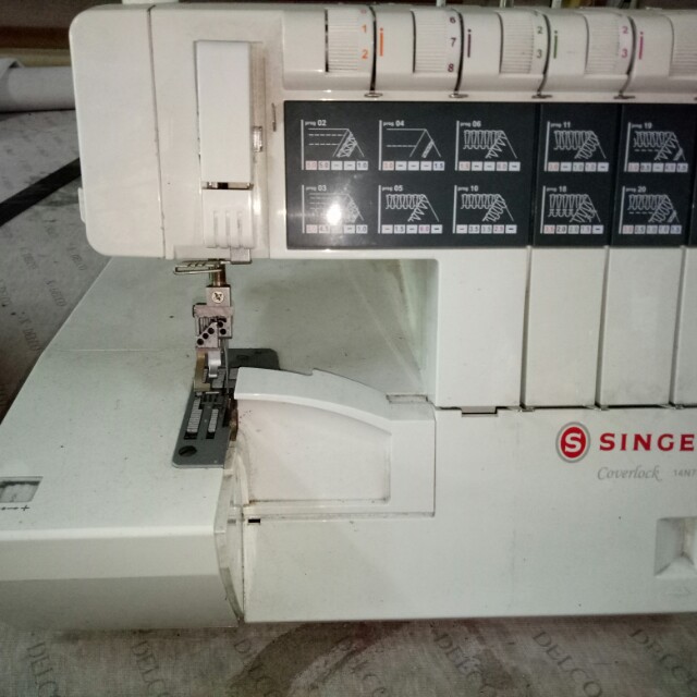 Mesin Jahit Tepi Jenama Singer 5 Benang Everything Else Others On Carousell