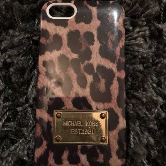 Michael cors iphone 5 case (Category: Other Accessories) located in Manila. Submitted by foxydivas (Listing ID 136736746, Image 1). Description: .