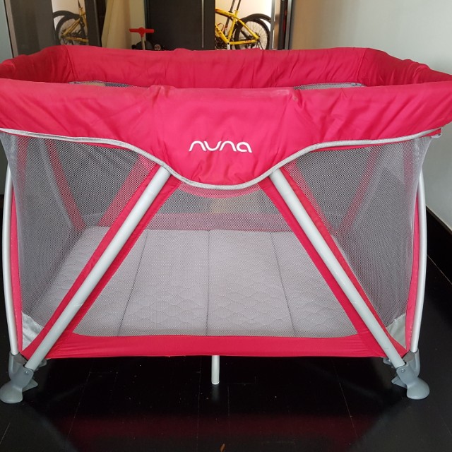 Nuna SENA travel cot/playpen, Babies & Kids, Babies & Kids Fashion on