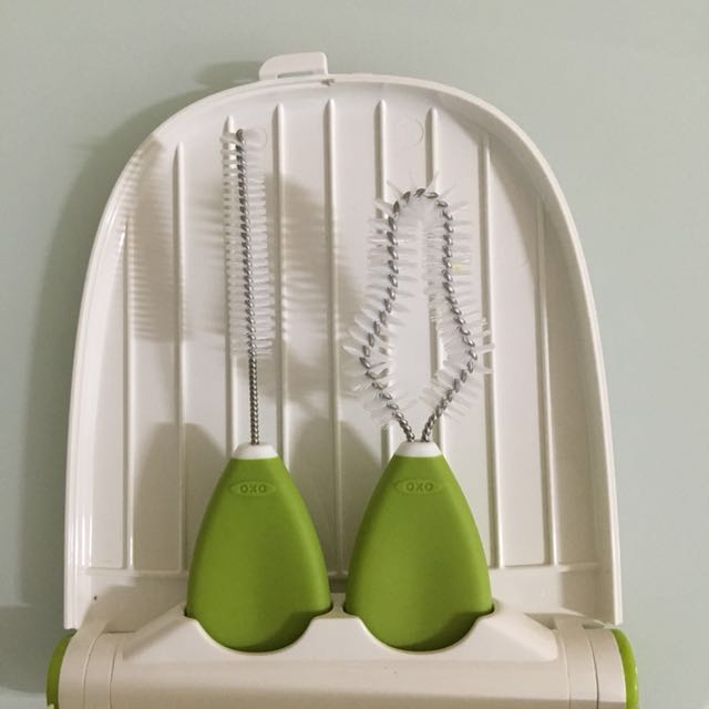 Oxo tot breast pump parts drying rack with detail brushes, Babies