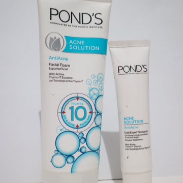 Daily Expert Moisturizer Ponds Acne Solution