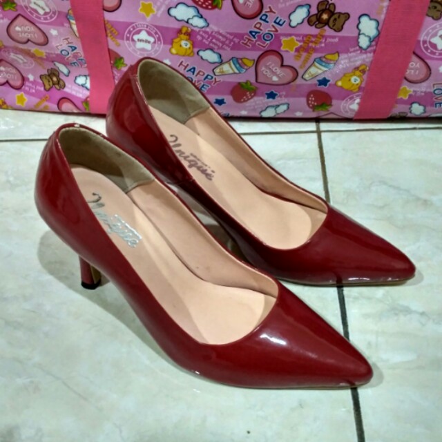 Sepatu Heels Merah Maroon Fesyen Wanita Sepatu Di Carousell
