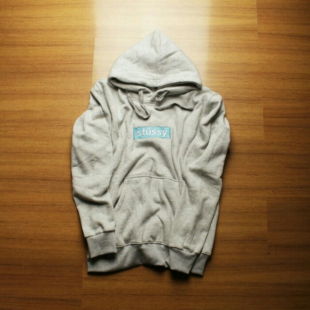 Stussy boxed italic hoodie sale