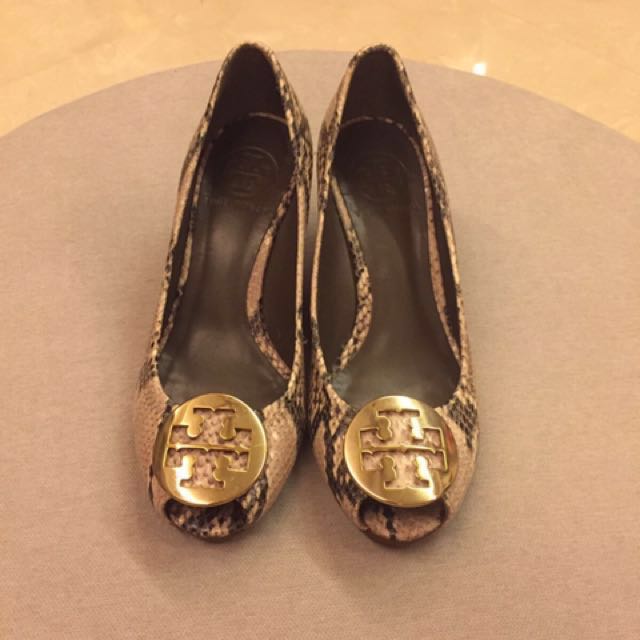 Tory Burch Leopard print Open Toe 