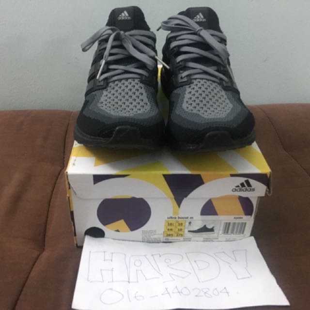 Ultraboost encaged top