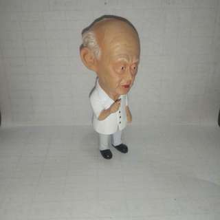 LKY 140511