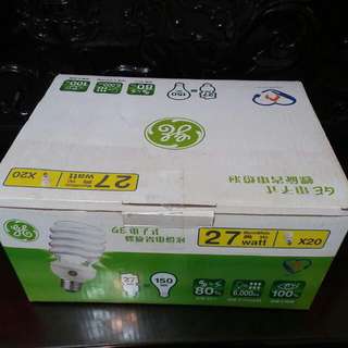 奇異27瓦120v電子式螺旋省電燈泡 黃光