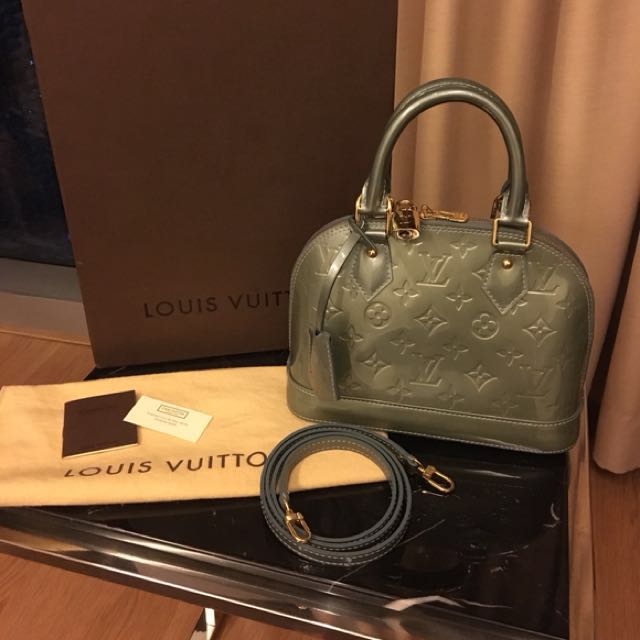 Pre-owned Louis Vuitton Givre Monogram Vernis Alma Gm Bag In Green