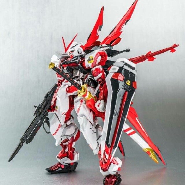 [Pre order]Fire Dragon MB 1/100 Astray Red Frame, Hobbies & Toys, Toys ...