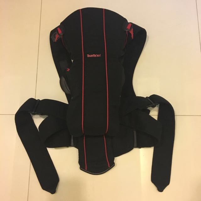 Baby bjorn carrier black and red cheap