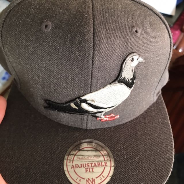 Staple pigeon mitchell ness snapback cap Men s Fashion Watches