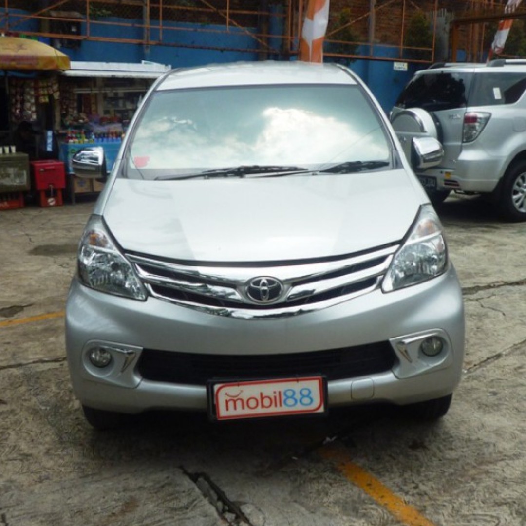 Toyota Avanza G 13 Bensin Matic Thn 2013 Silver Metalik