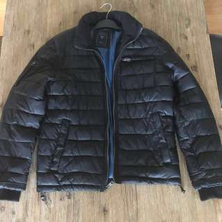 GUESS puffer jacket Size M