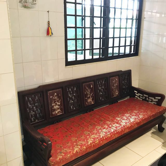 Antique Beautiful Wooden Sofa Set 1 Sofa 2 Armchairs And Glass Coffee Table Furniture Home Decor Antiques On Carousell