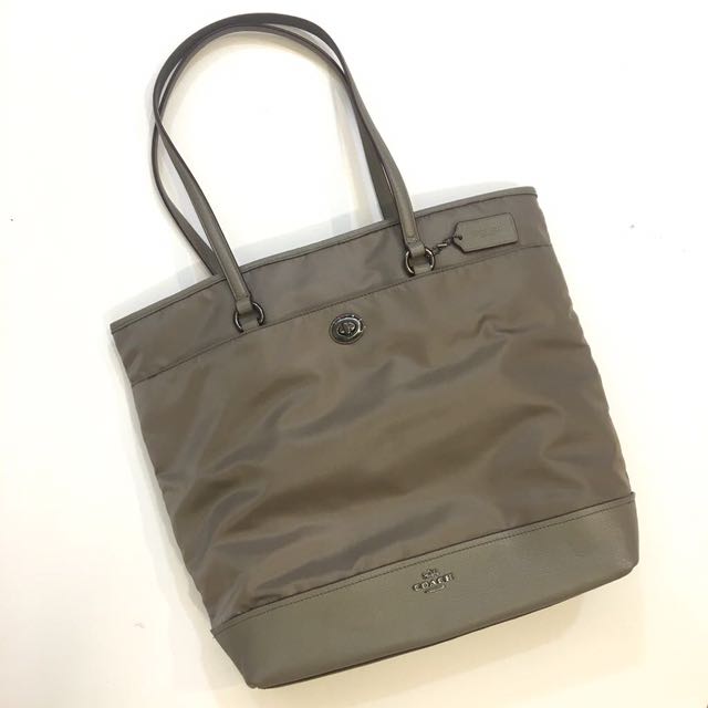 Coach Nylon Shoulder bag (AUTHENTIC), Luxury, Bags & Wallets on Carousell