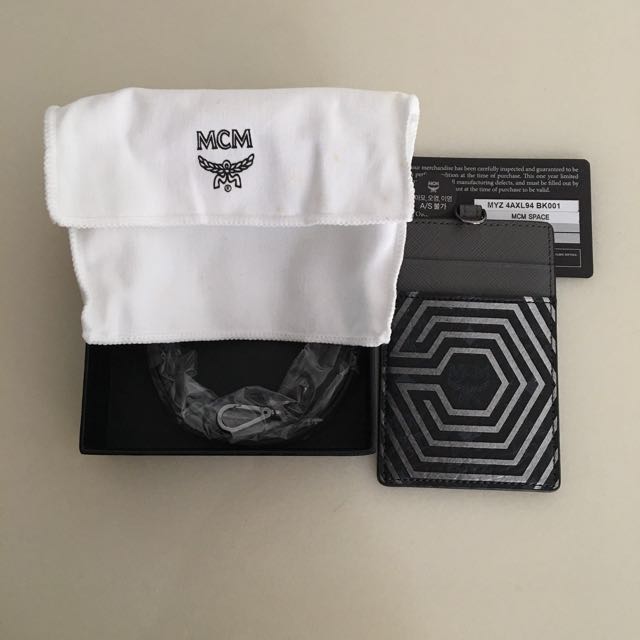 おトク EXO MCM IDケース ecousarecycling.com