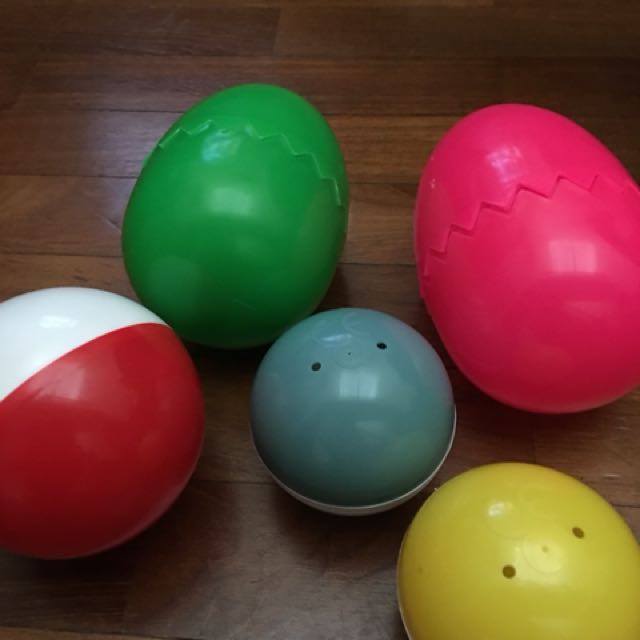Giant surprise eggs empty