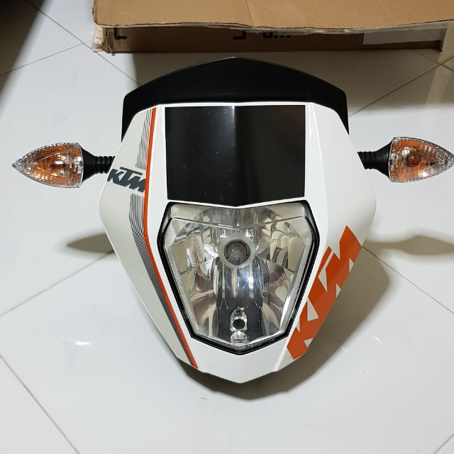 Ktm Duke 690 OEM headlight, Motorcycles, Motorcycle Accessories on Carousell