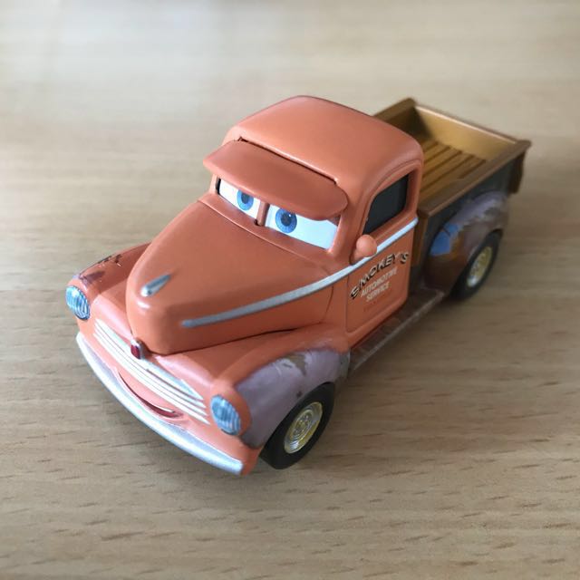 Cars 3 smokey toy shop