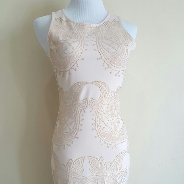Miss selfridge dresses shop uk