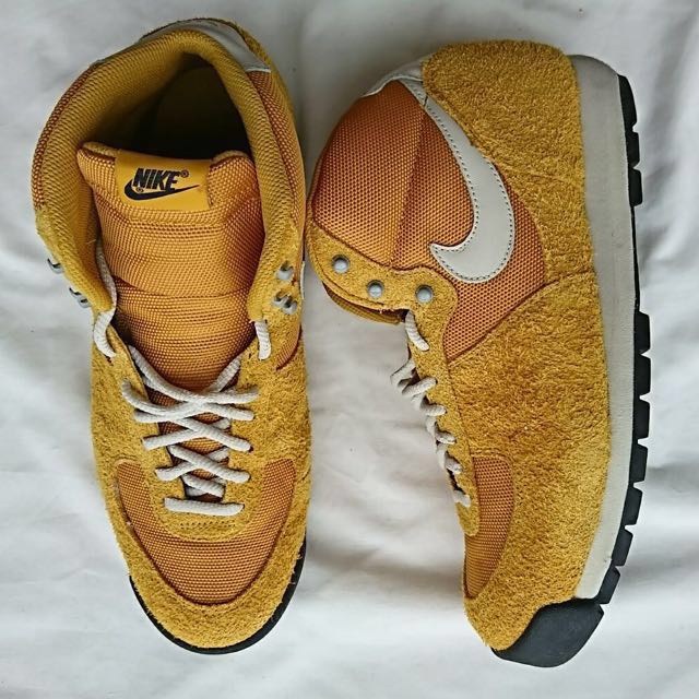 nike air approach mid