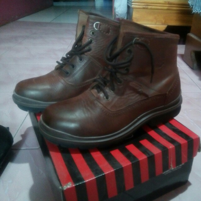 Sepatu Boot Jim Joker No 42 43 Fesyen Pria Sepatu Di Carousell
