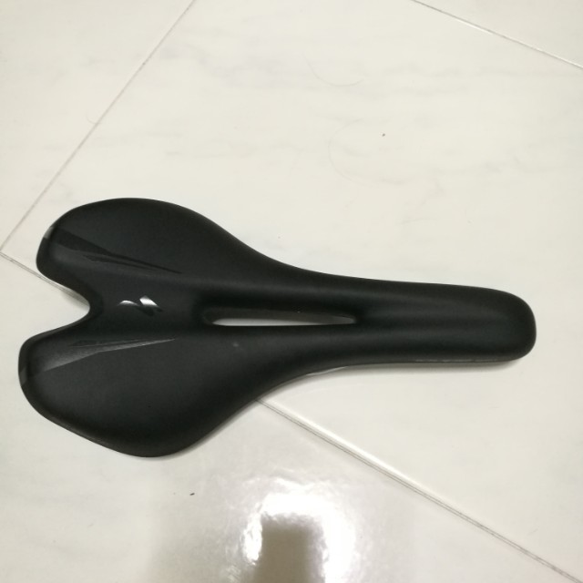 Toupe Sport Saddle 2024 www.mdcoman