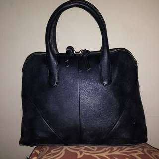 Zara Alma Black