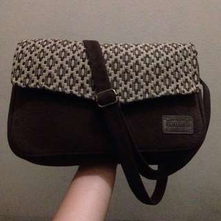Vemell Ethnic Sling Bag