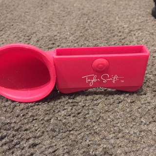 Taylor Swift Speaker