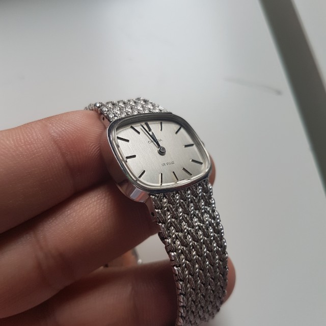 Authentic Omega Deville (Category: Watches) located in Kuala Lumpur. Submitted by ivan_ycj (Listing ID 137325521, Image 3). Description: Authentic Omega Deville Japan used item 100% genuine item sold only.. Call :0125390003 Watsapp : www.wasap.my/60125390003.