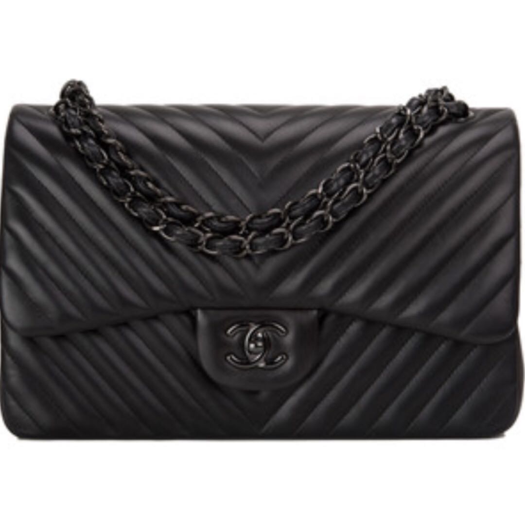 chanel so black chevron jumbo