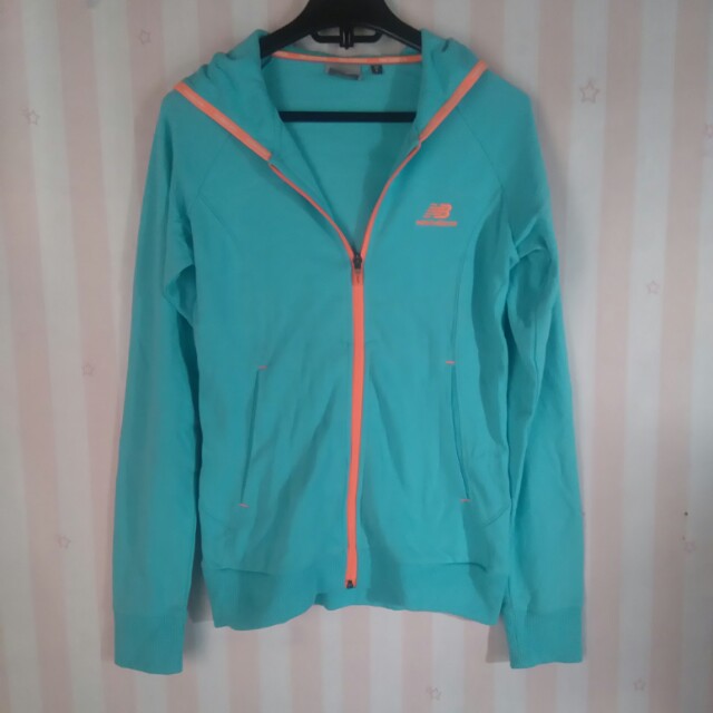 jaket new balance