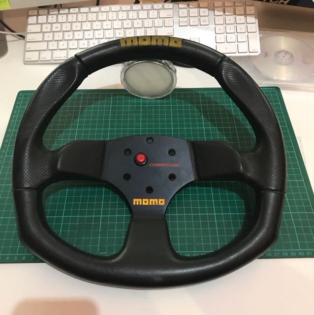 Momo commando steering wheel, Auto Accessories on Carousell