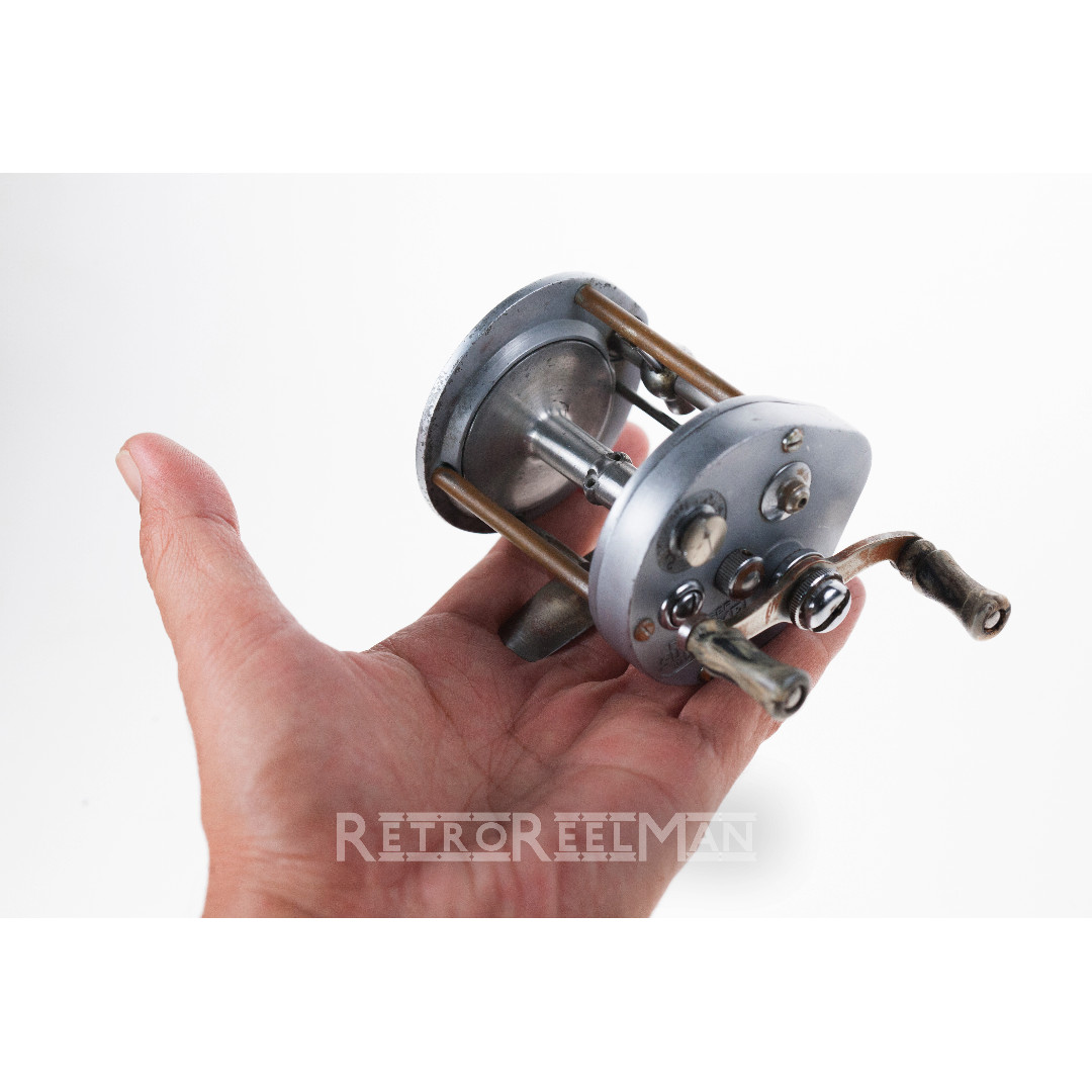 Pflueger Supreme Model 1573 Vintage Casting Reel Made in USA, Sports  Equipment, Fishing on Carousell