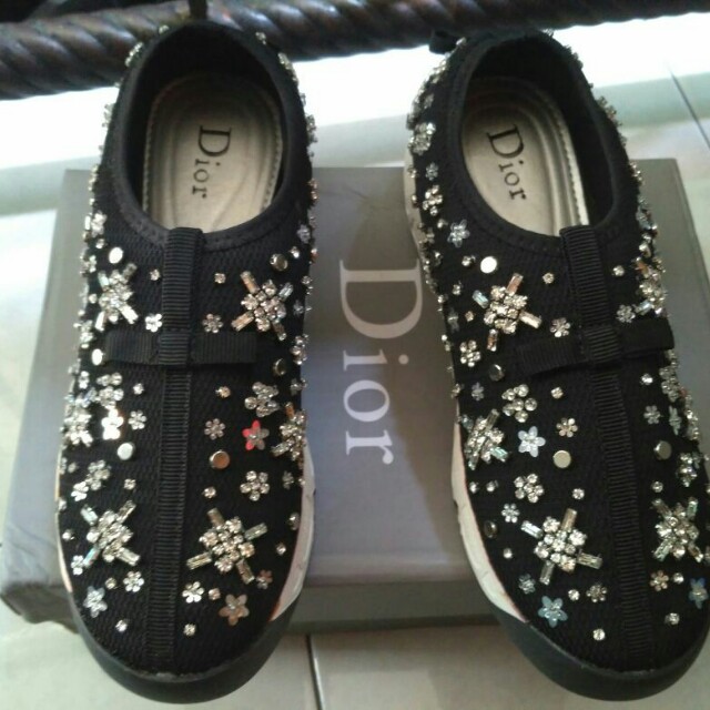 Sepatu Dior Reprice Women S Fashion Women S Shoes On Carousell