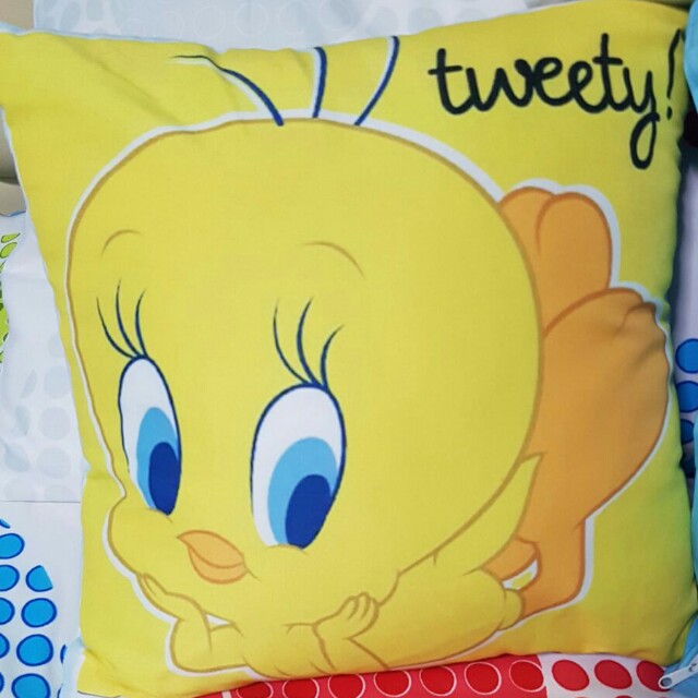 Tweety Bird Pillow 01 Furniture Others On Carousell