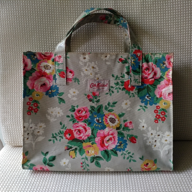 Authentic Cath Kidston OilCloth Large Shoulder Bag